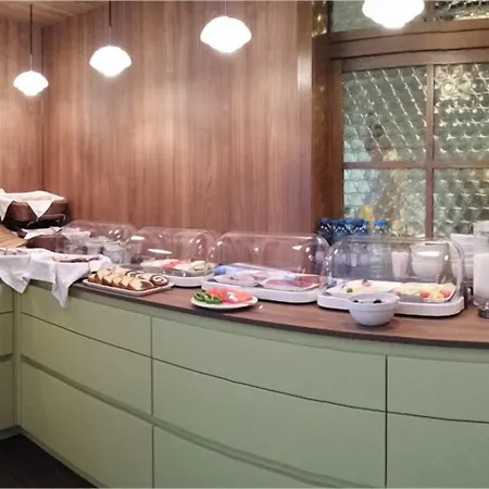 Henry فندق دريش