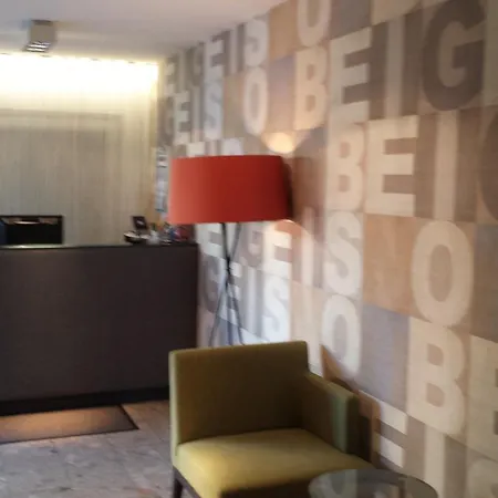 Hotel Henry 3*