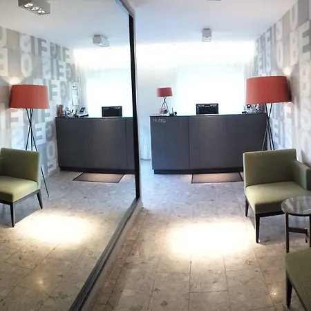 Henry Hotel